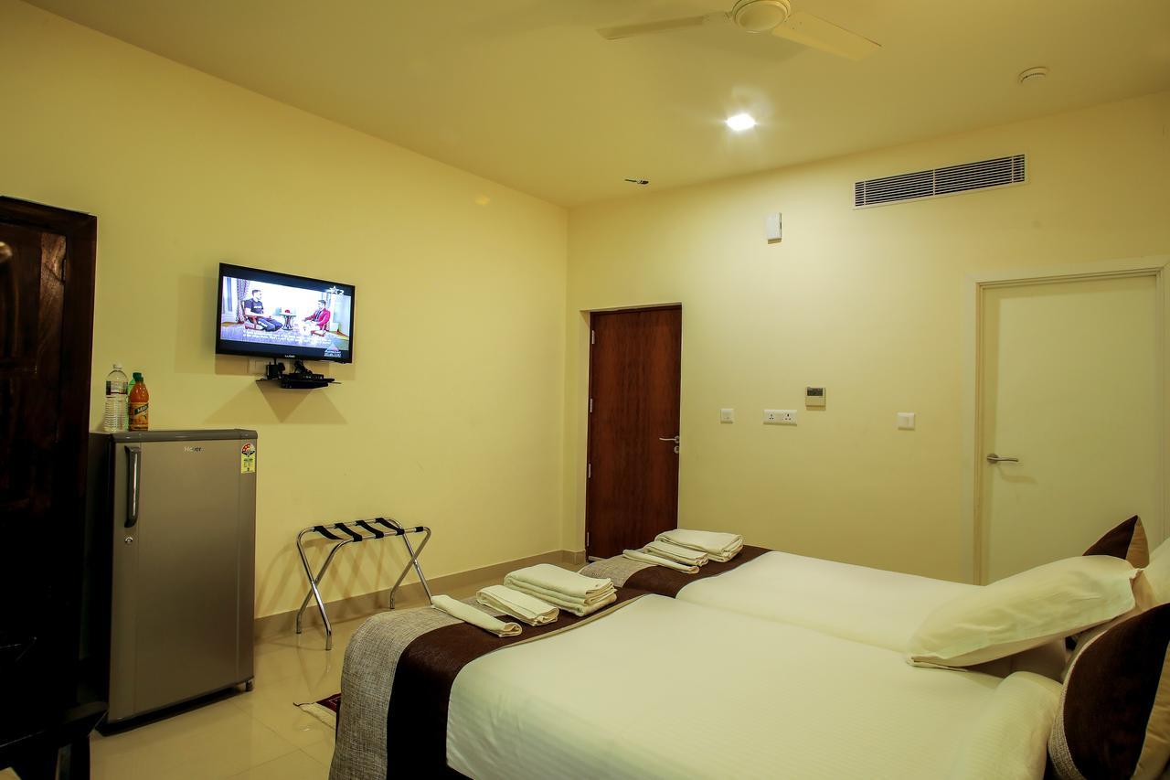 Le Noor Hotel Kochi Buitenkant foto